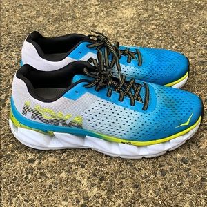 Hoka One One Elevon